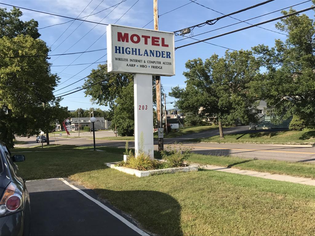 Highlander Inn Рътланд Екстериор снимка